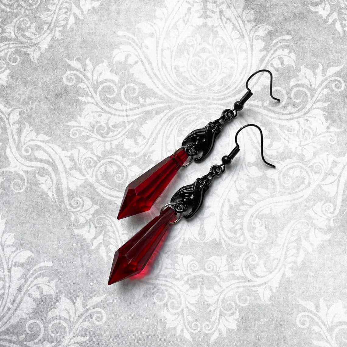 Halloween Jewelry Goth Bat Earrings for Women Girls Cosplay Accessories Crystal Pendants Earrings Gothic Ear Hoops Gifts